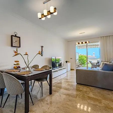 Terrace Sea View 아파트